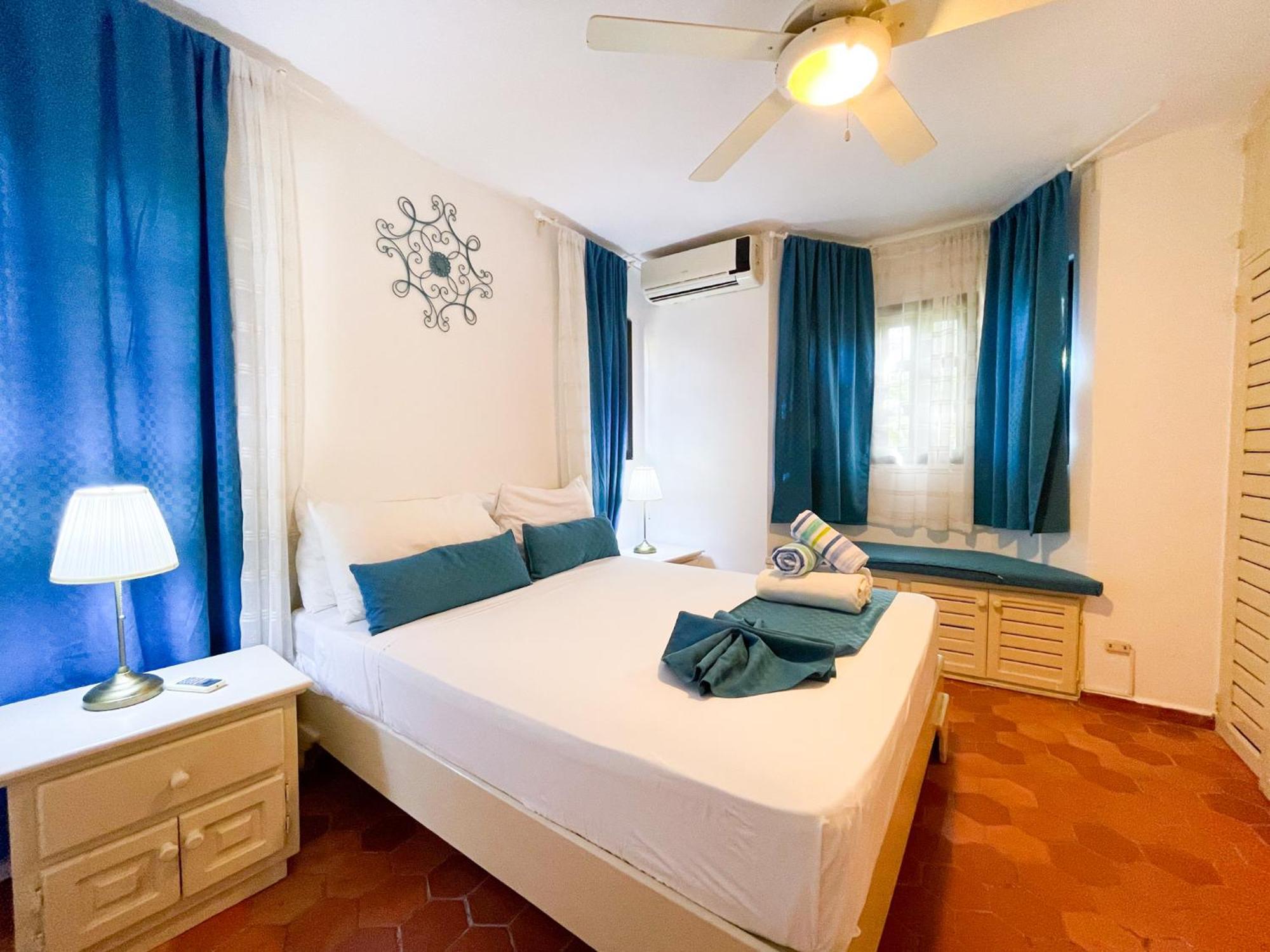 Caribbean Paradise Ocean Breeze Hotel With View Los Corales Bbq Wifi Beach Club & Spa Punta Cana Exterior foto