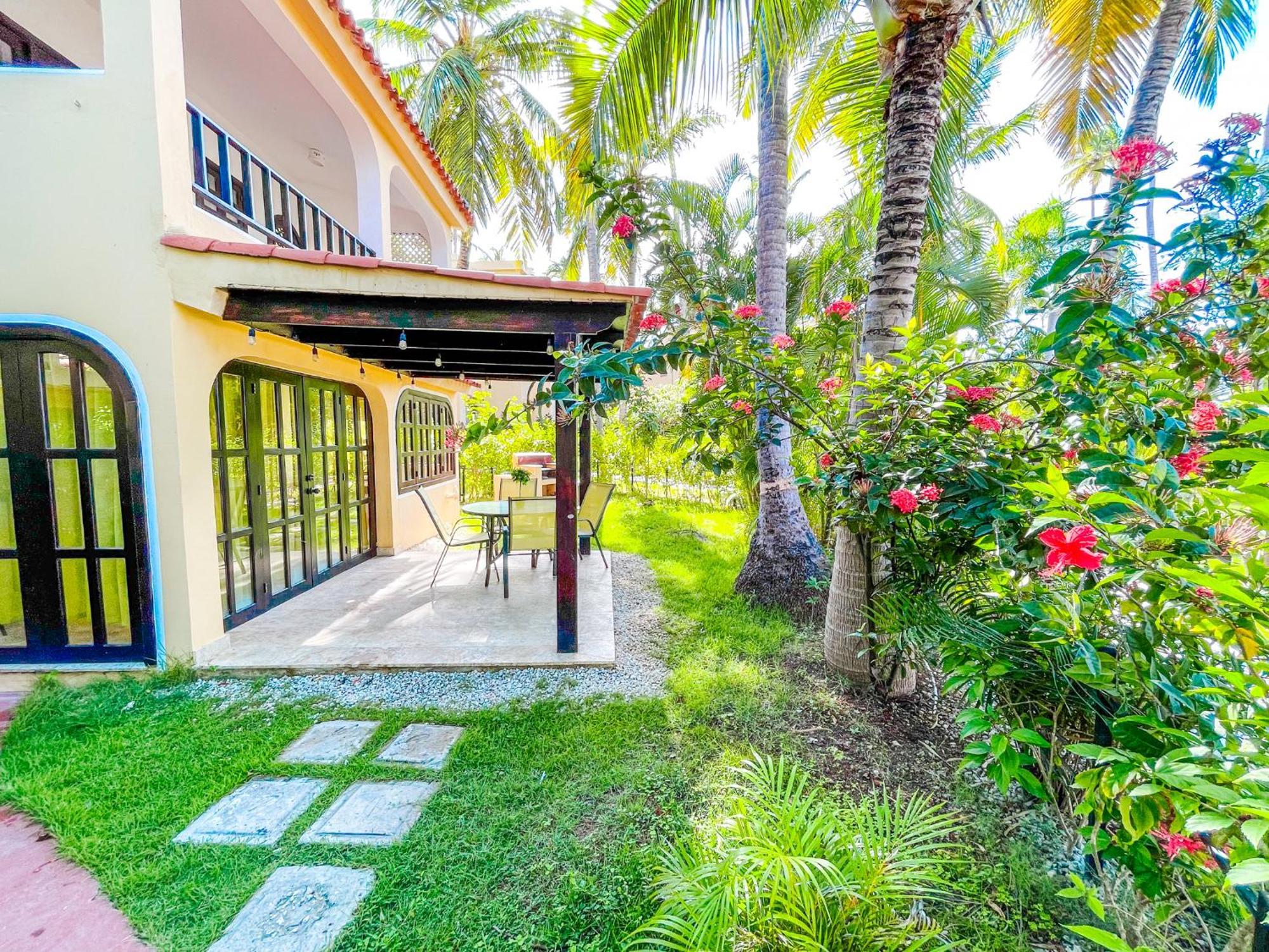 Caribbean Paradise Ocean Breeze Hotel With View Los Corales Bbq Wifi Beach Club & Spa Punta Cana Exterior foto