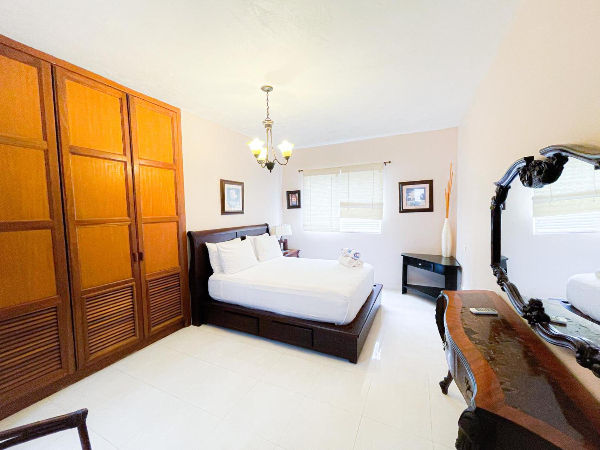 Caribbean Paradise Ocean Breeze Hotel With View Los Corales Bbq Wifi Beach Club & Spa Punta Cana Exterior foto