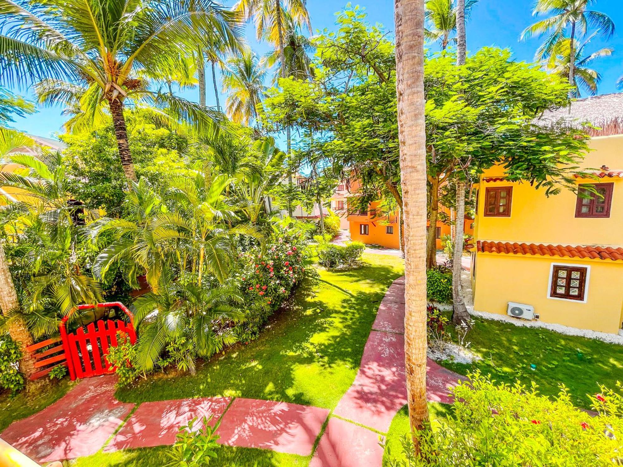 Caribbean Paradise Ocean Breeze Hotel With View Los Corales Bbq Wifi Beach Club & Spa Punta Cana Exterior foto